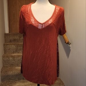 Women's Lace Detail Top - Rust With Floral Design XL